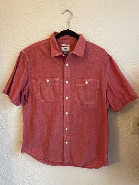 Old Navy Red Short-Sleeve Button-Down Shirt with Chest Pockets